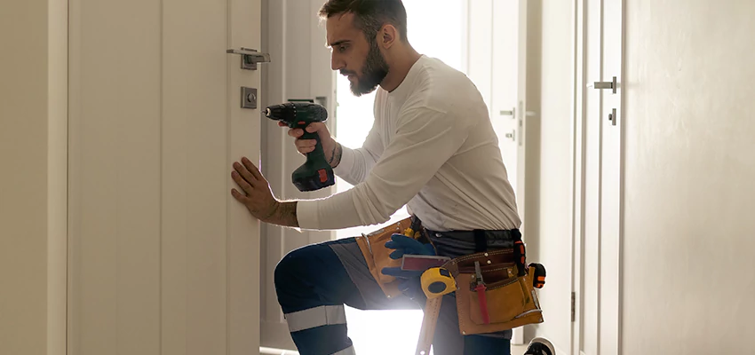 Mailbox Lock Installation Expert in Ventura, California